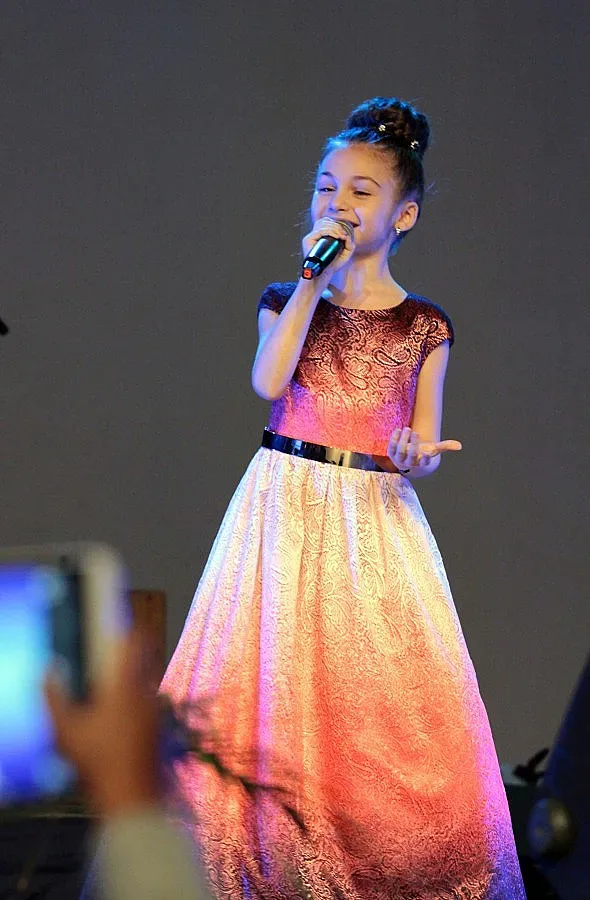 Лили и Крисия взривиха НДК