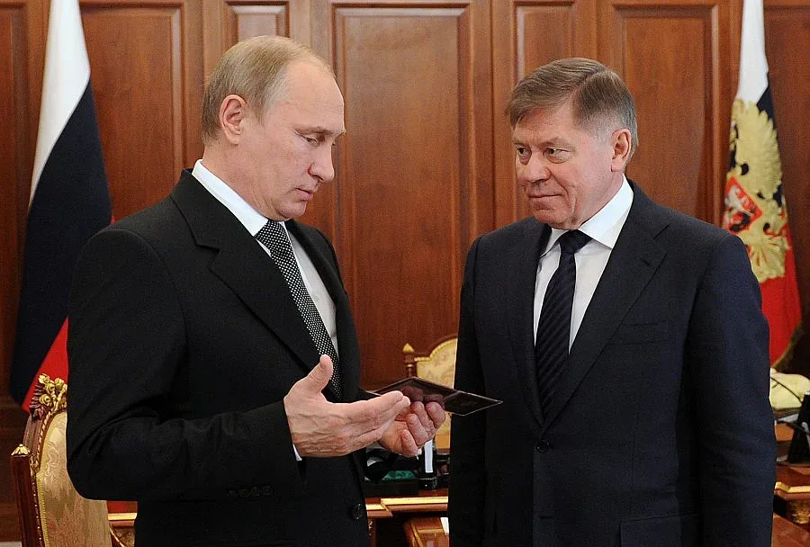 Путин получи осми дан по карате