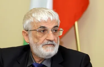 Политика и банки са опасна комбинация