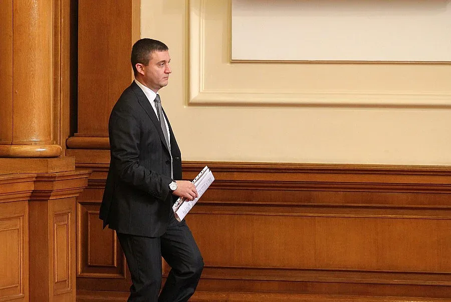 Горанов: Оставката на Искров е на дневен ред