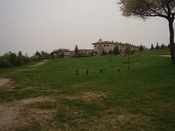 След дискусия на "Стандарт": Оправят пътя за Роженския манастир