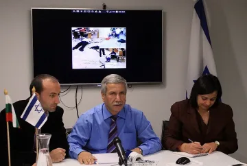 Шаул Камиса Раз: Тероризмът се превръща в религиозна война