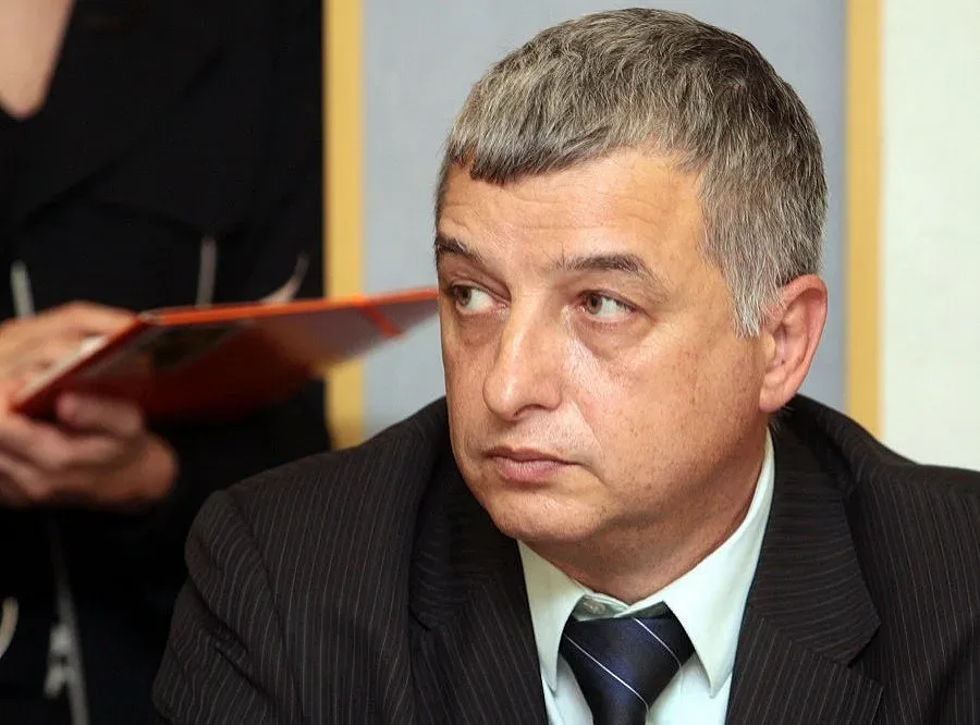 Крисия като хапче за рейтинг