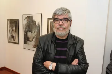 Голите тела на Христо Харалампиев