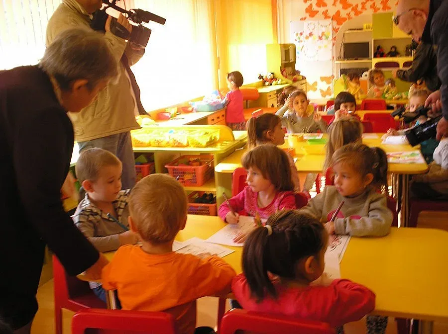 Бият фалшива тревога за хранeнето в забавачките край морето