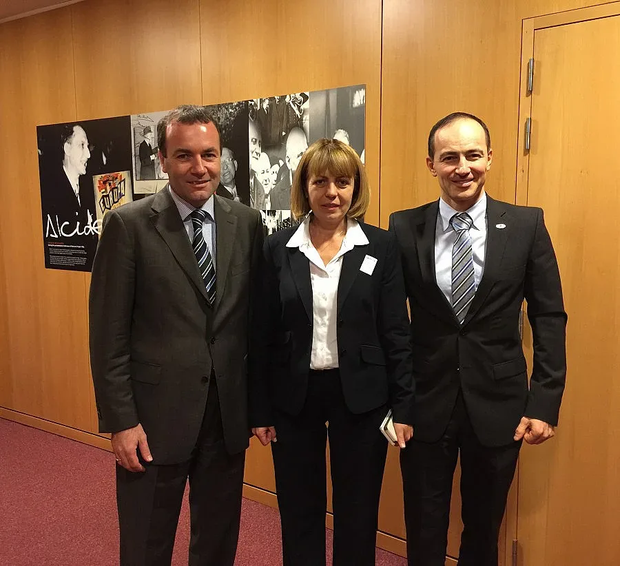 Вебер: ЕНП ще помага на кметовете при усвояването на еврофондовете