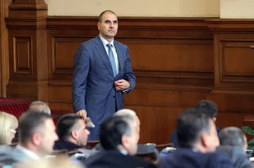 Цветанов помирява Патриотите и Блока