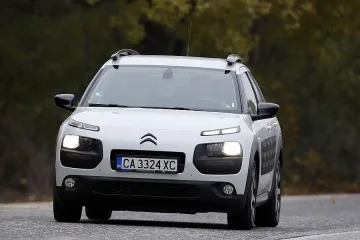 18 модела в битка за "Кола на годината"