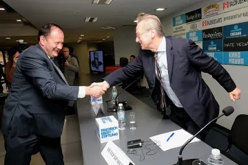 Миков присъства на представянето на книгата „Вили Брант. С други очи”