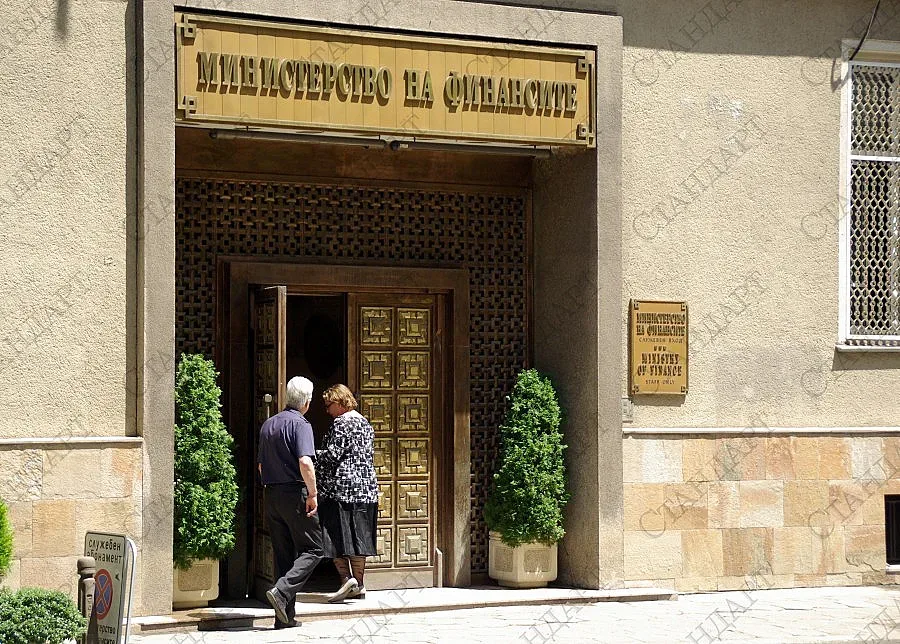 Вдигат се лихвите по държавния по дълг