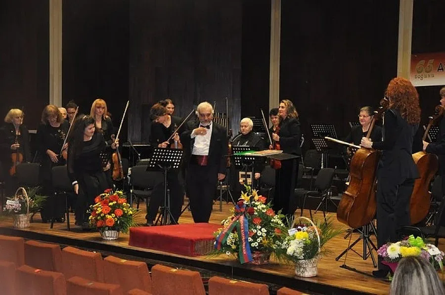 Във Видин представиха за първи път у нас операта „Крадецът на праскови”