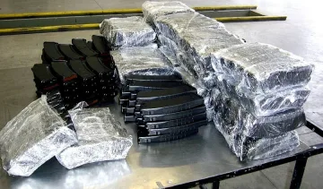 Спипаха пълнители за Калашник на границата с Турция