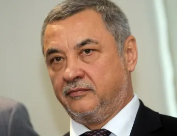 Симеонов става шеф на комисията по ДКЕВР