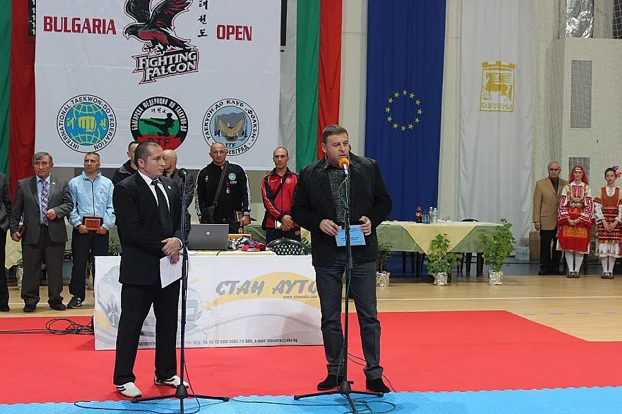 Кметът на Благоевград даде старт на турнир по таекуон-до