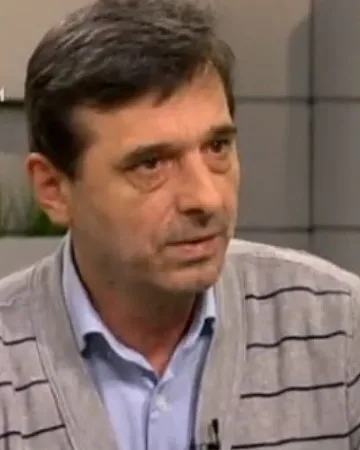 Манолов: Пенсиите не са работа на министрите