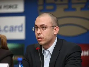 Правиш реформи, получаваш по-малко