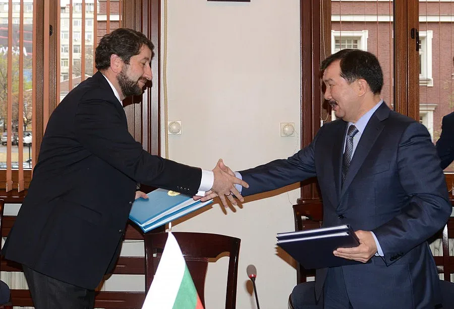 Договорихме се с Казахстан за правна помощ и екстрадиция