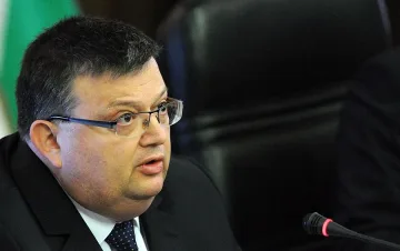 Цацаров към политиците: Стига вече