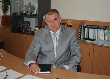 Математик става дубльор на Лазаров