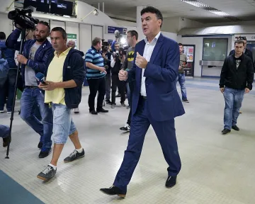 Боби към отбора: Стягайте се