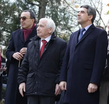 Плевнелиев се оправда за "митинга" на 10 ноември