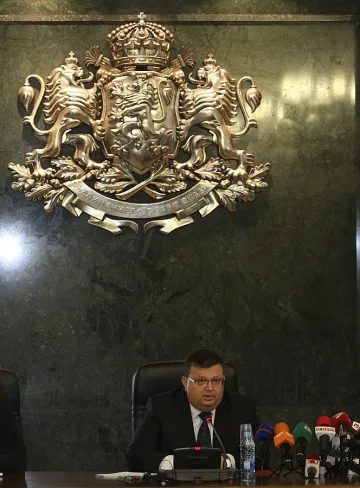 Цацаров поиска имунитета на Цветанов, Сидеров и Станишев