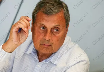 Данев: Държавата не бива да тегли заем заради КТБ