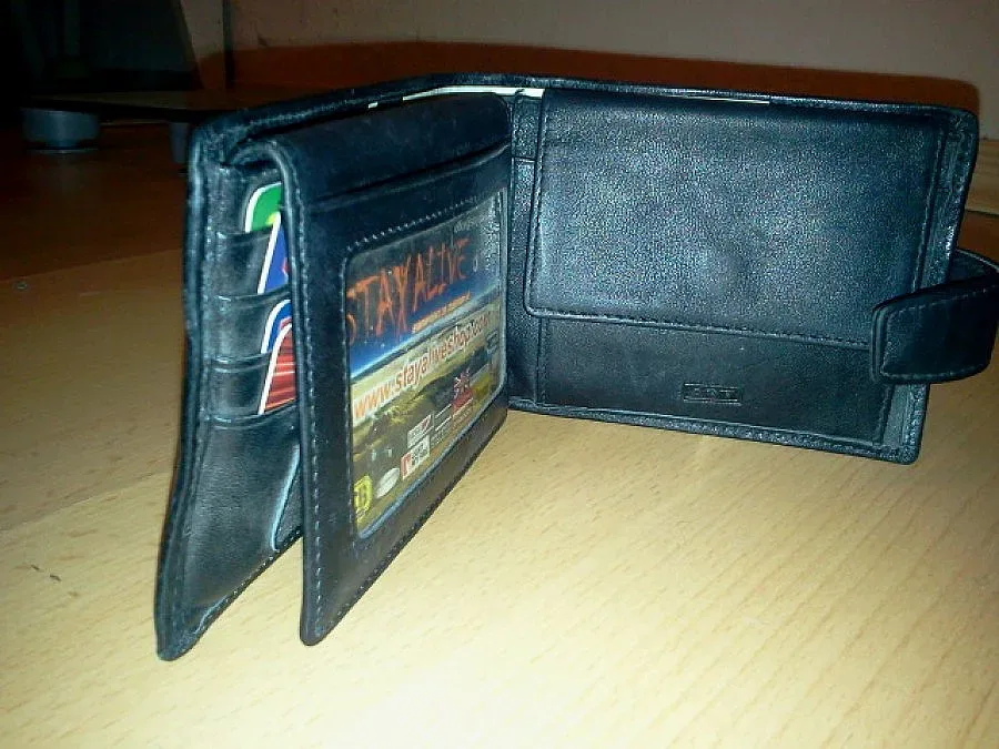 20-годишна поморийка върна изгубен портфейл