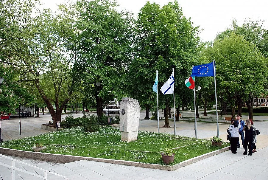 На туристи от София до Индия се радва Вършец