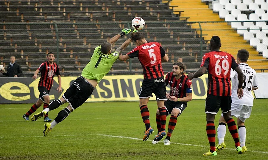 Локо София задълбочи бялата криза