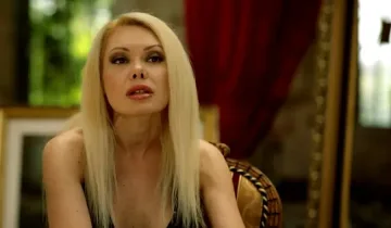 Вулева се гласяла за "Горещо"