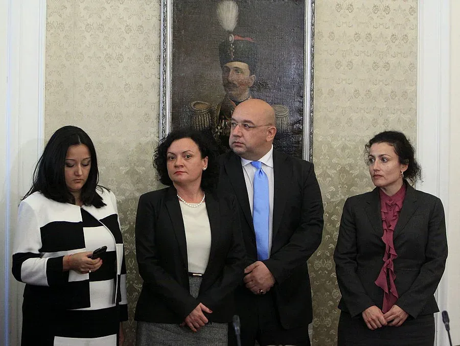 Танева: Искам земеделците да са удовлетворени