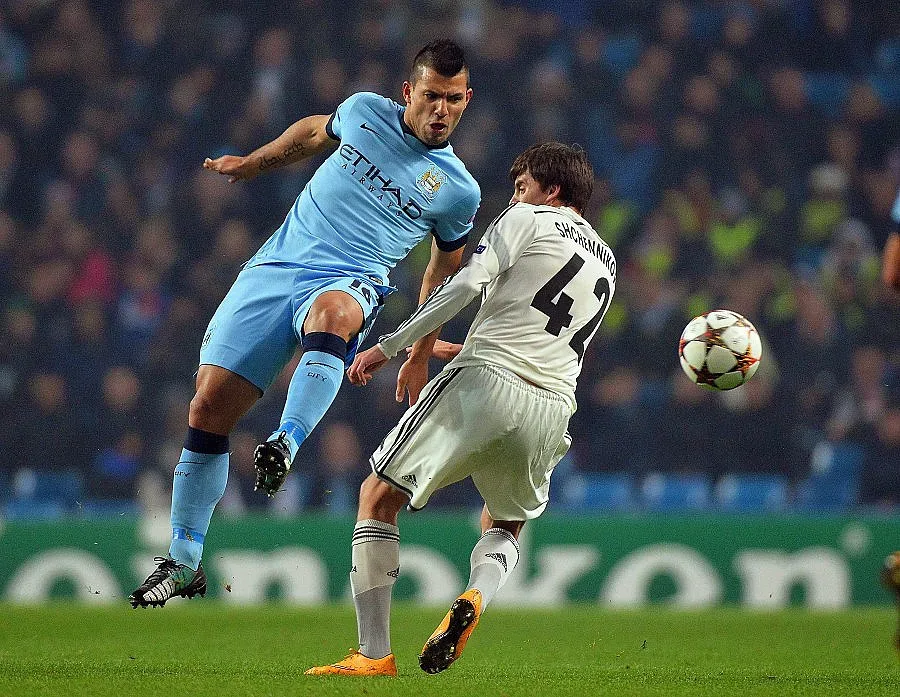 Национал отвори салон в Москва