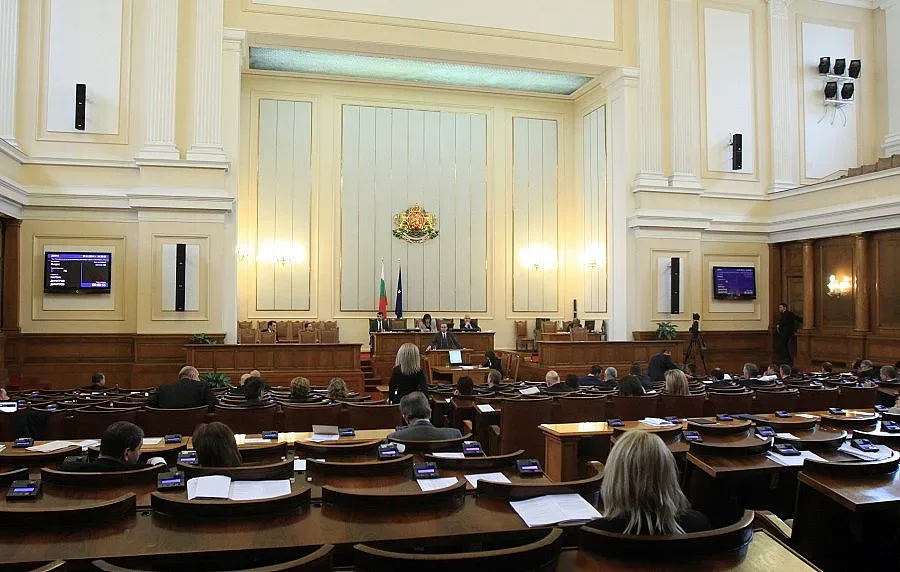 Депутатите подхванаха пенсиите на миньорите