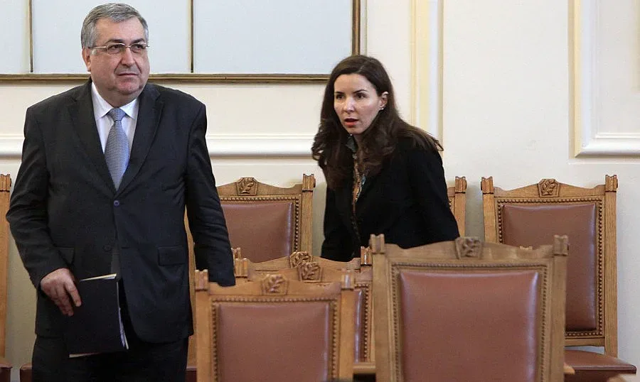 Служебните министри започват с отчетите