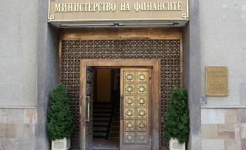 Няма пари в хазната за фермери и пътища