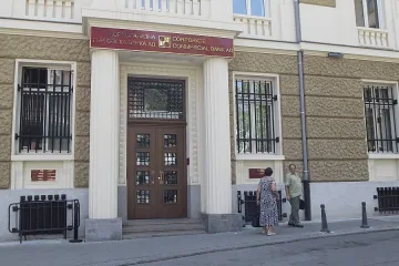 Новина, а не реклама в метрото за КТБ