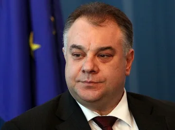 Ненков: Има победител за доставка на шествалентната ваксина