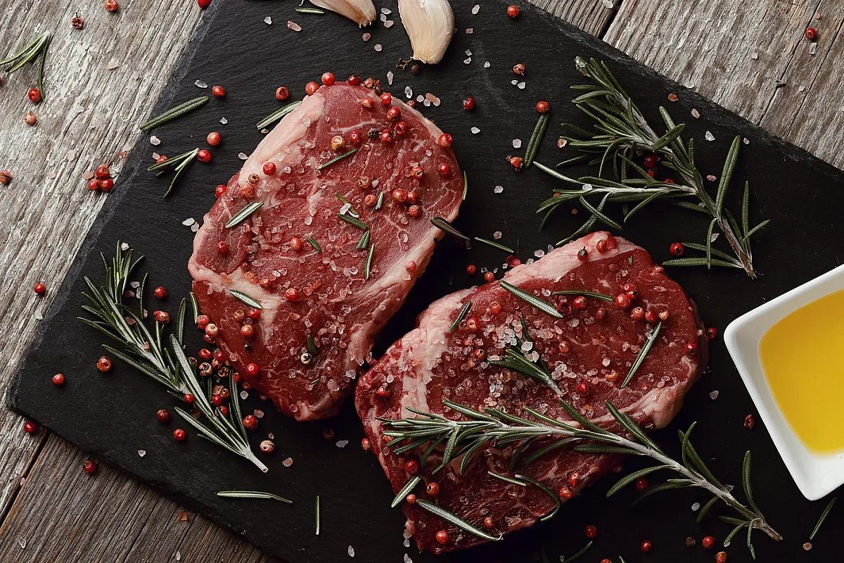 Свинско или пилешко е първият избор на българите