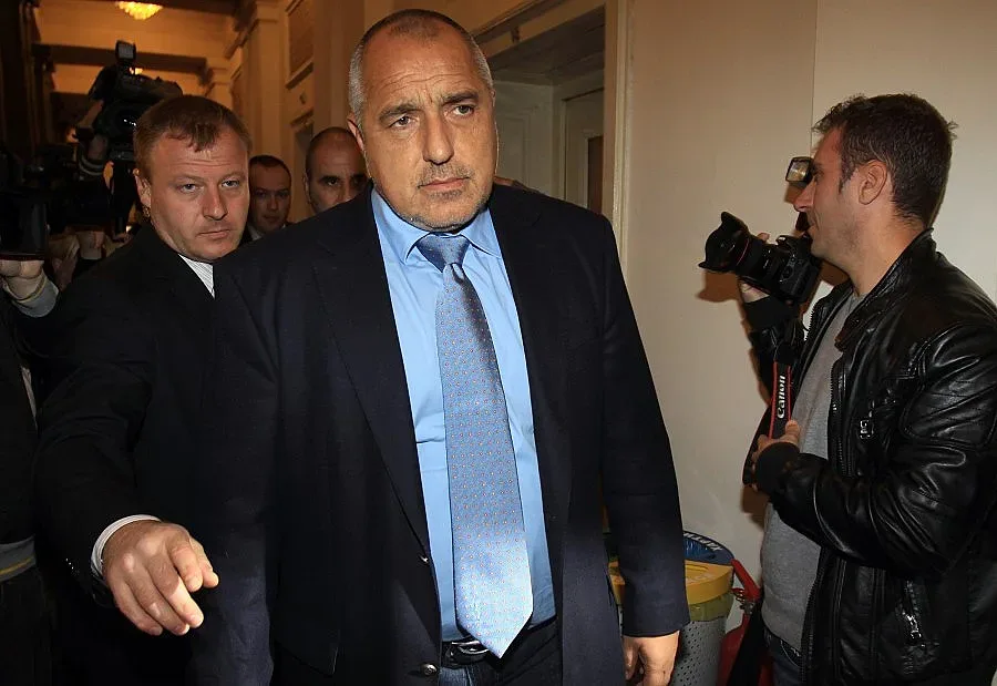 Икономиката при Лукарски, пенсиите при Калфин