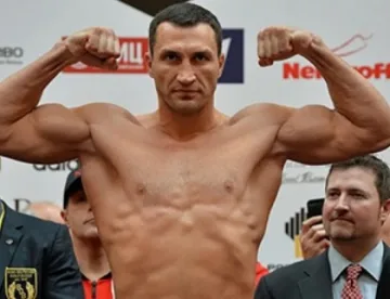 Жената на Кличко ще гледа мача от екрана