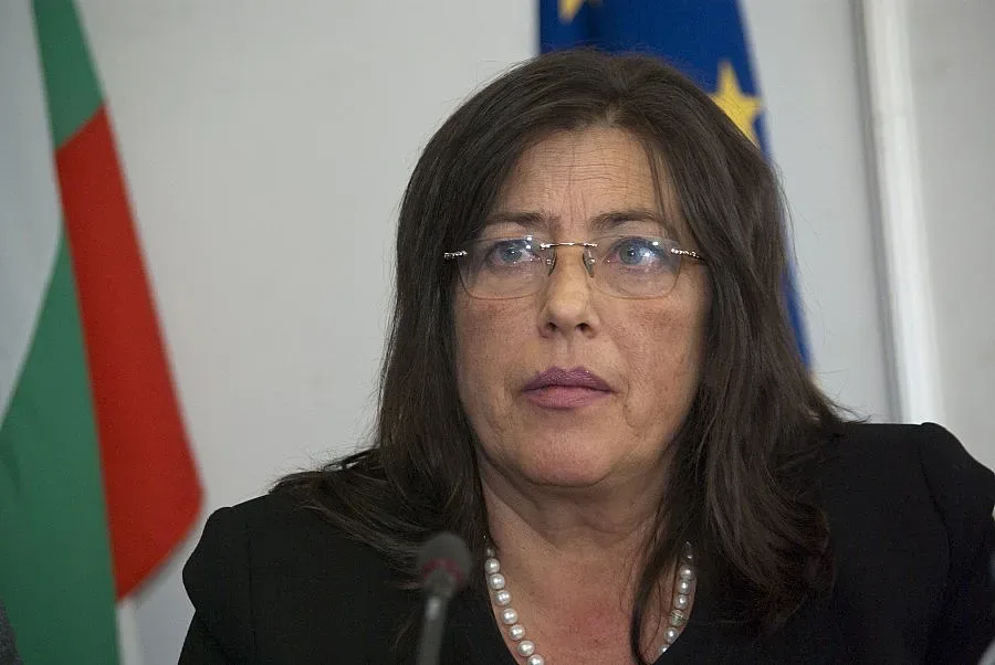 Янакиева: Не може да пренебрегнем волята на избирателите