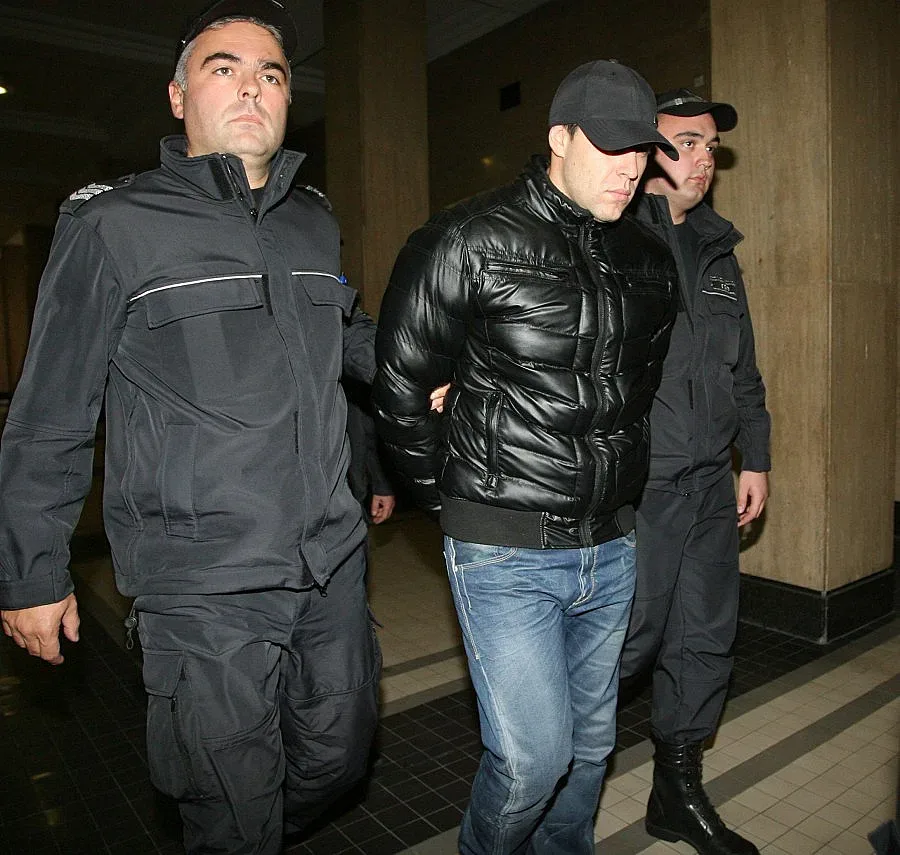 Оставиха в ареста задържания за убийство пред столично казино