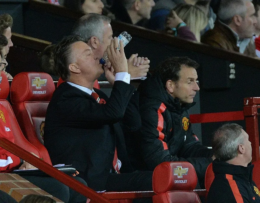 Ван Гаал се ядоса на "глупавия" Смолинг 