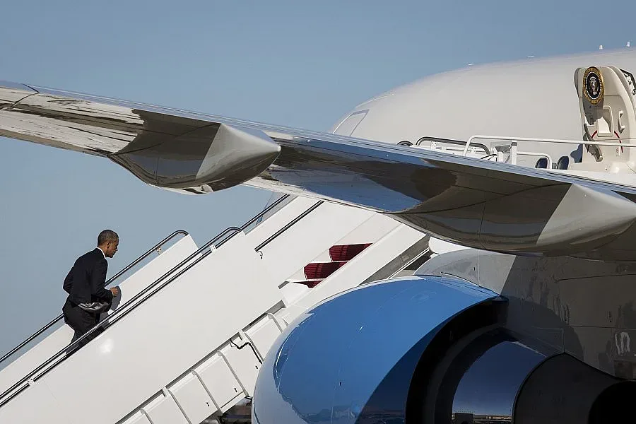 Проблем със самолета на Обама забави пристигането му във Вашингтон