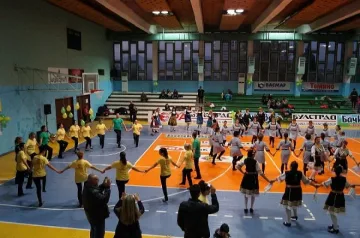 Кърджали събра „Хоротропци и приятели " от три области