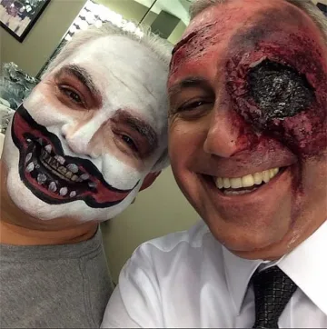 За Хелоуин Стоичков стана Терминатор