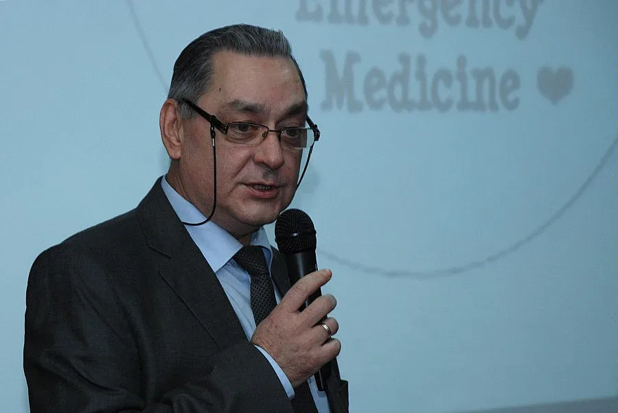 БЛС иска 1% ръст на здравните осигуровки