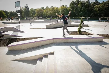 Фест за любители на екстремното, музиката и изкуството в Добрич