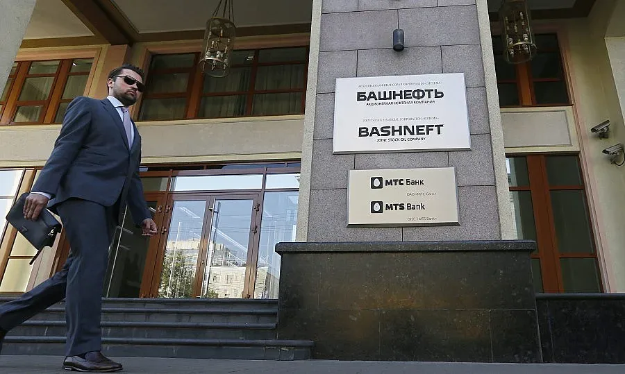 Русия си върна контрола над "Башнефт"